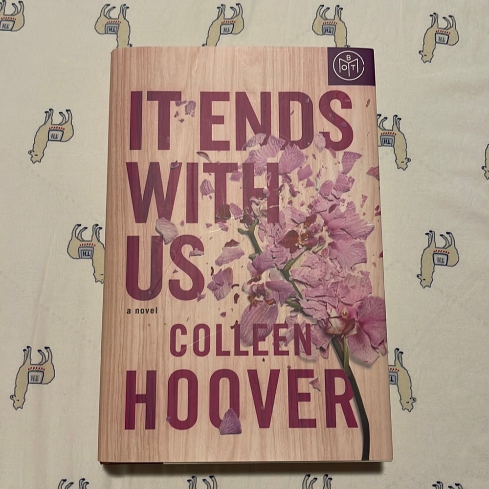 📚 It Ends With Us Novel by Colleen Hoover